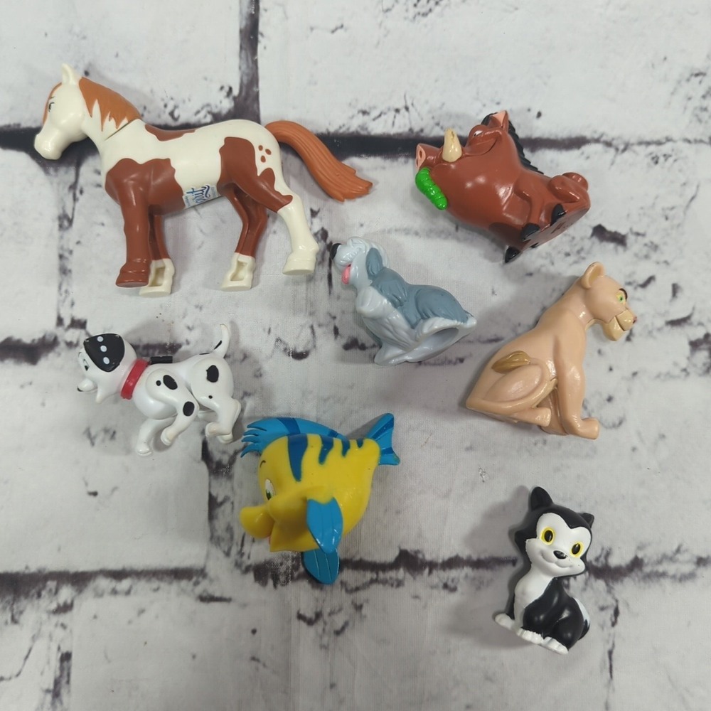 Disney Animals Figures Assorted Lot of 7 Figaro Flounder Pumba Nala Spirit - Picture 1 of 4